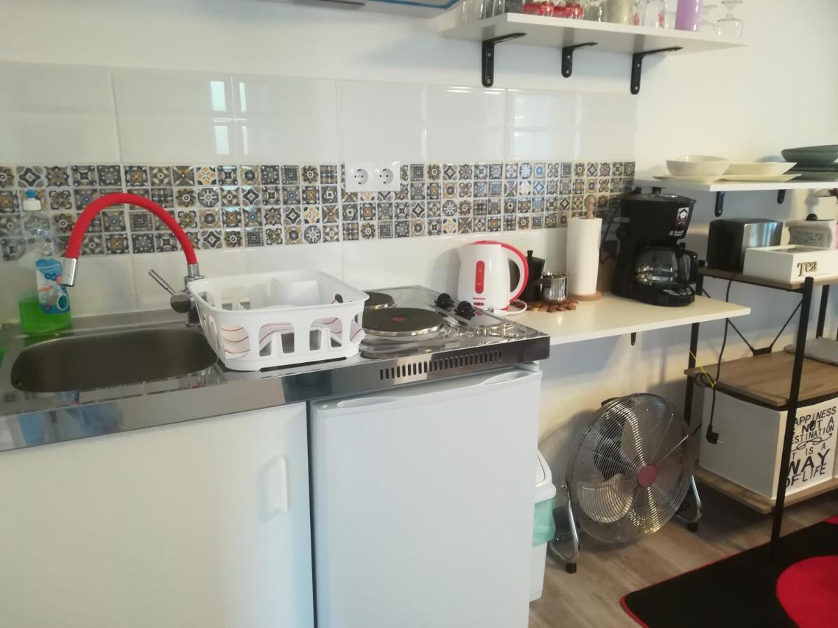 Edina Vendeghaz-Gyenesdias Appartement Buitenkant foto
