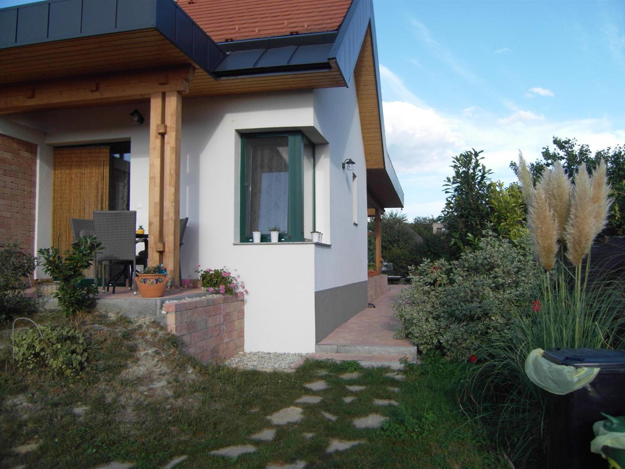 Edina Vendeghaz-Gyenesdias Appartement Buitenkant foto
